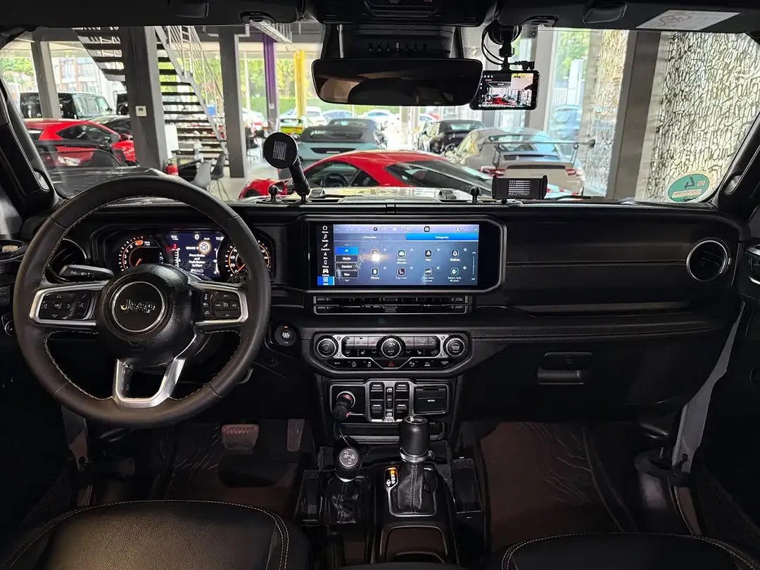 Jeep Wrangler 2.0 T-GDI AUT Unlimited Sahara - Thumbnail 12