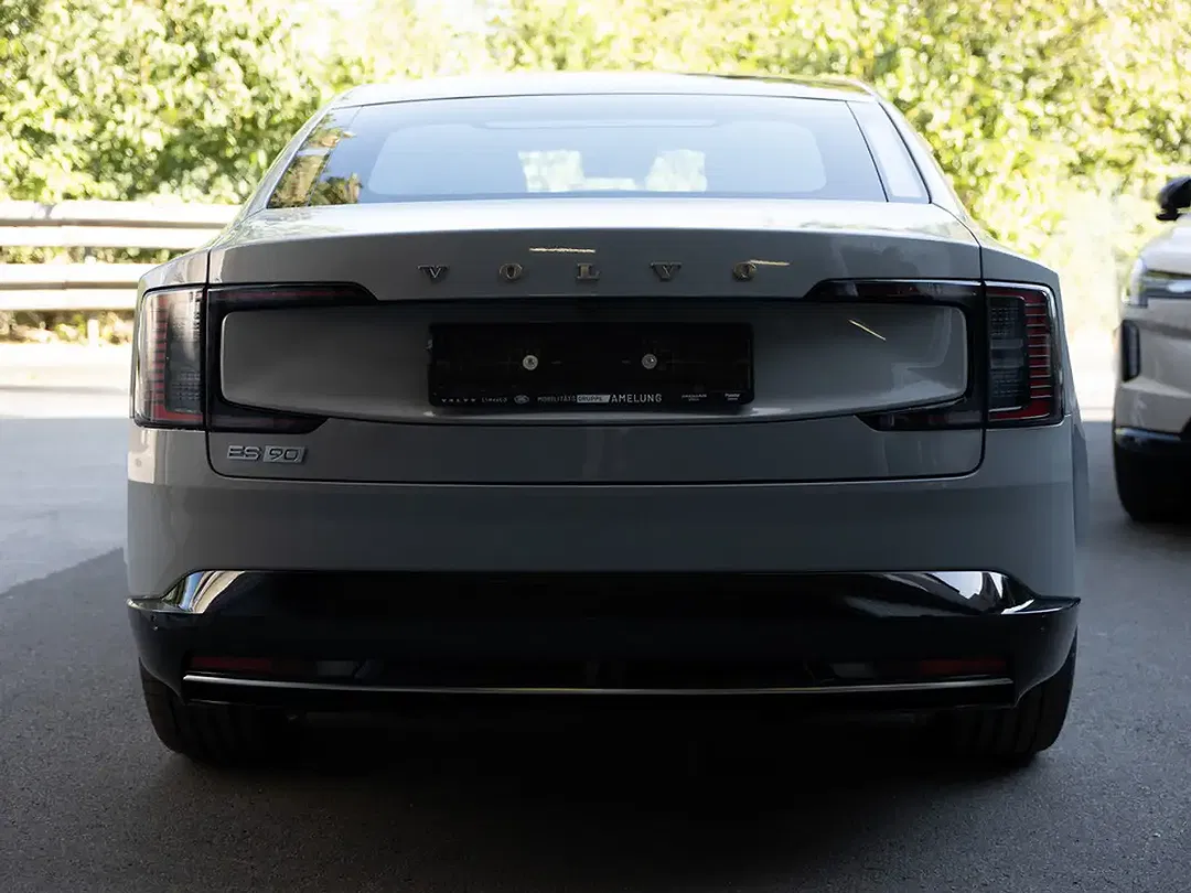 Volvo ES90 Single Motor Extended Range Plus - Thumbnail 4