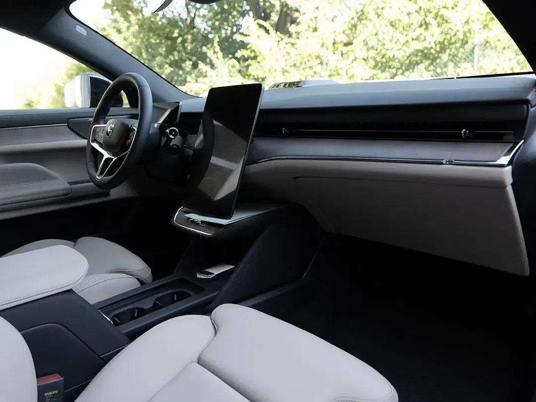 Volvo ES90 Single Motor Extended Range Plus - Thumbnail 5