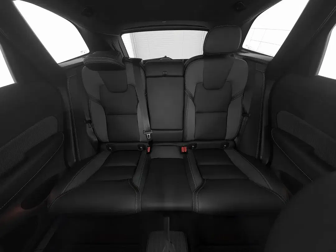 Volvo XC60 T8 PHEV Hybrid AWD Plus Black Edition - Thumbnail 5