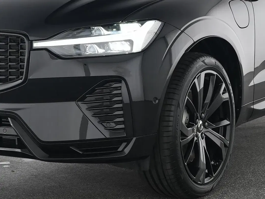 Volvo XC60 T8 PHEV Hybrid AWD Plus Black Edition - Thumbnail 9