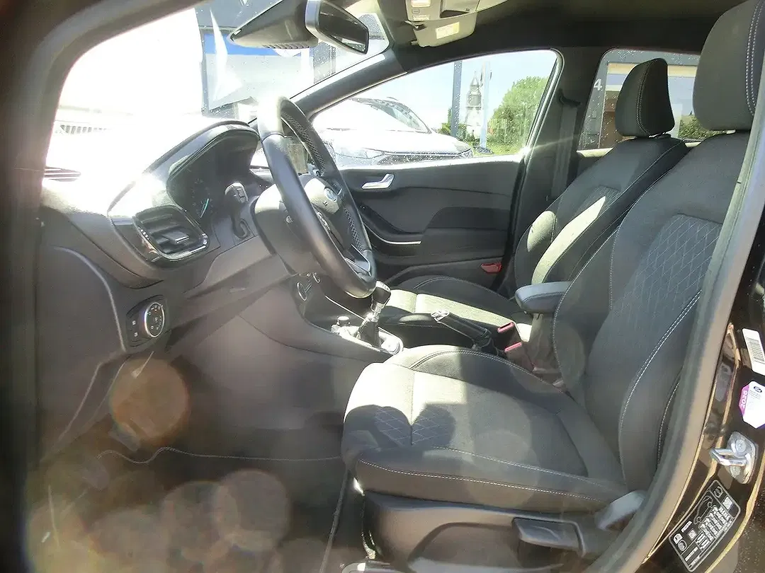 Ford Fiesta Active - Thumbnail 6