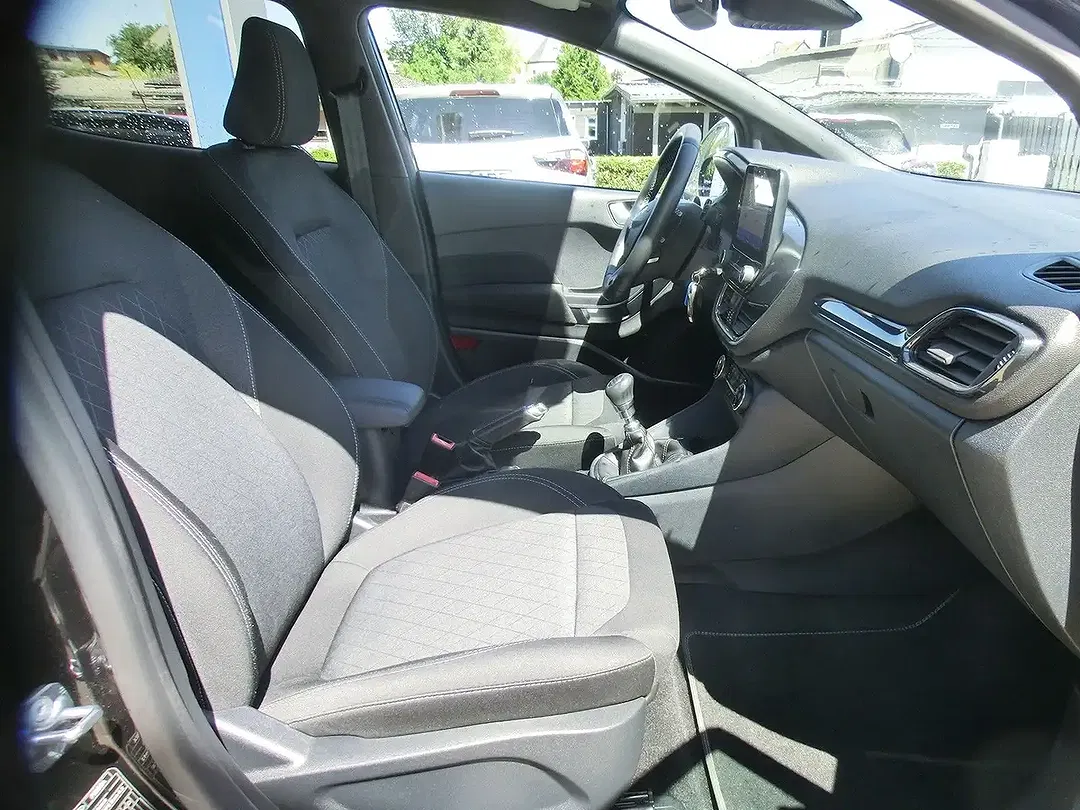 Ford Fiesta Active - Thumbnail 9
