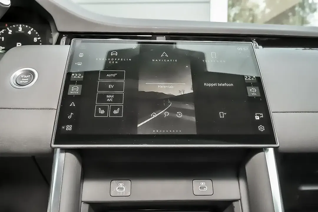 Land Rover Discovery Sport P270e S - Thumbnail 11