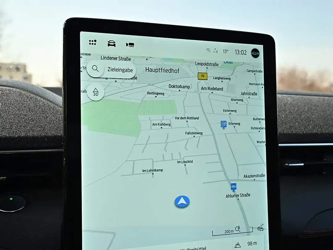 Ford Mustang Standard Range 4x4 - Thumbnail 8