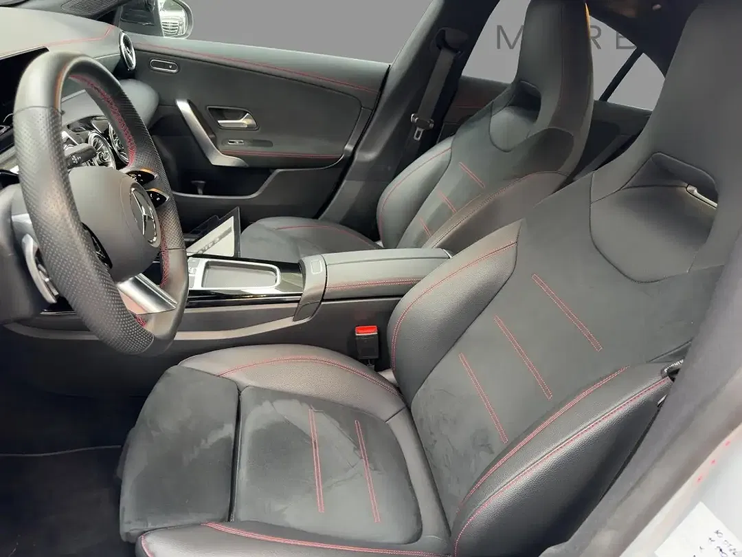 Mercedes-Benz CLA 200 - Thumbnail 6