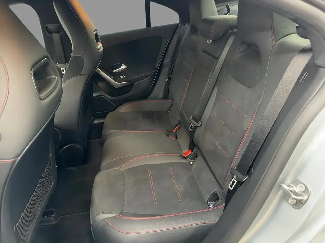 Mercedes-Benz CLA 200 - Thumbnail 7