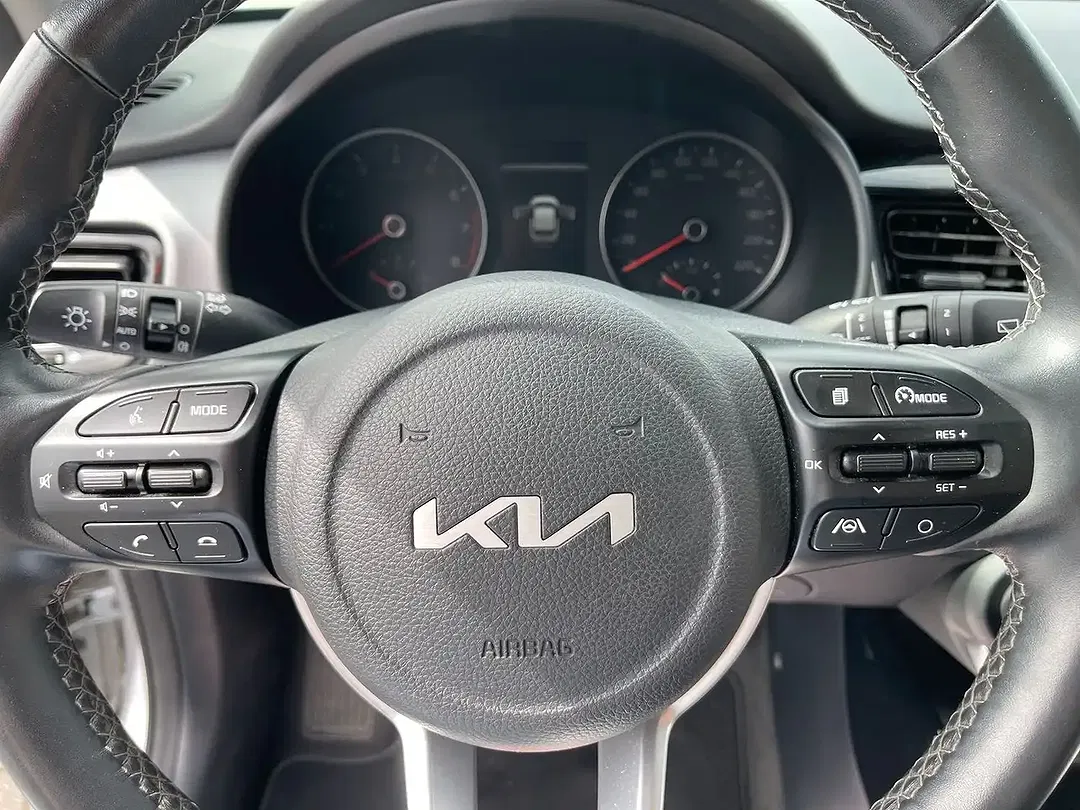 Kia Stonic Vision - Thumbnail 11