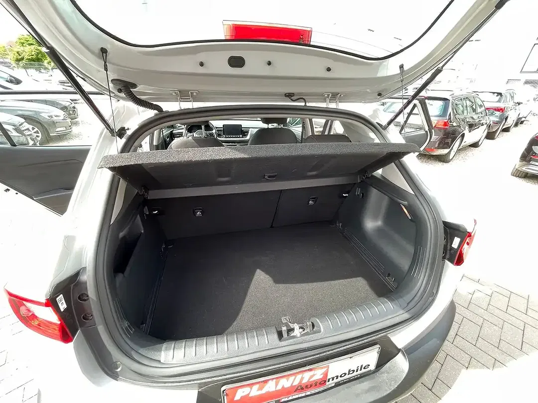Kia Stonic Vision - Thumbnail 7