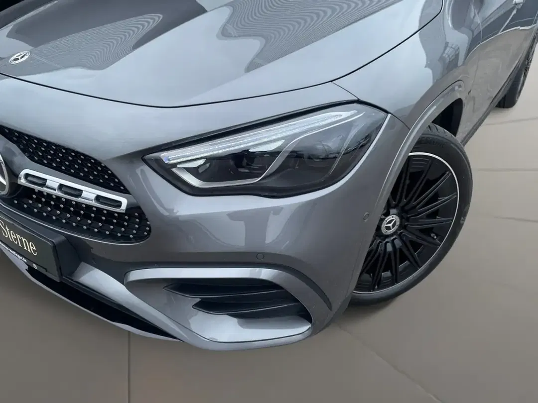 Mercedes-Benz GLA 200 AMG MBUX Night - Thumbnail 5
