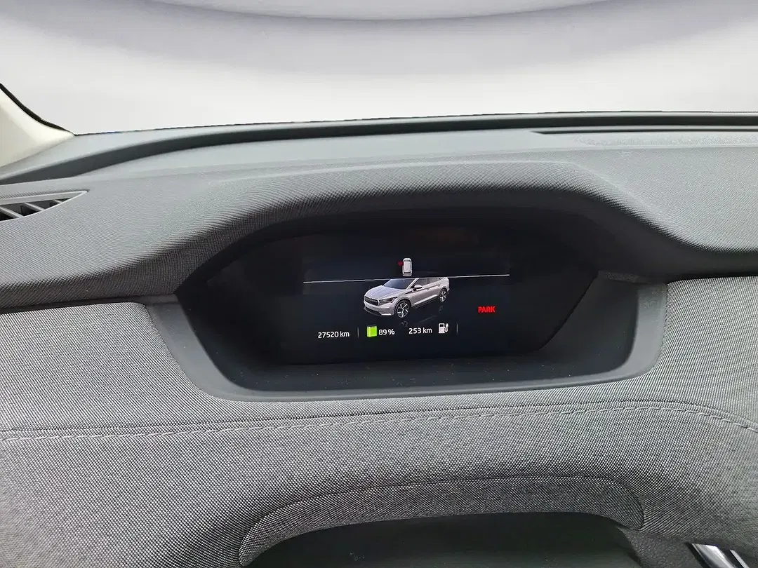 Skoda Enyaq 50 - Thumbnail 10