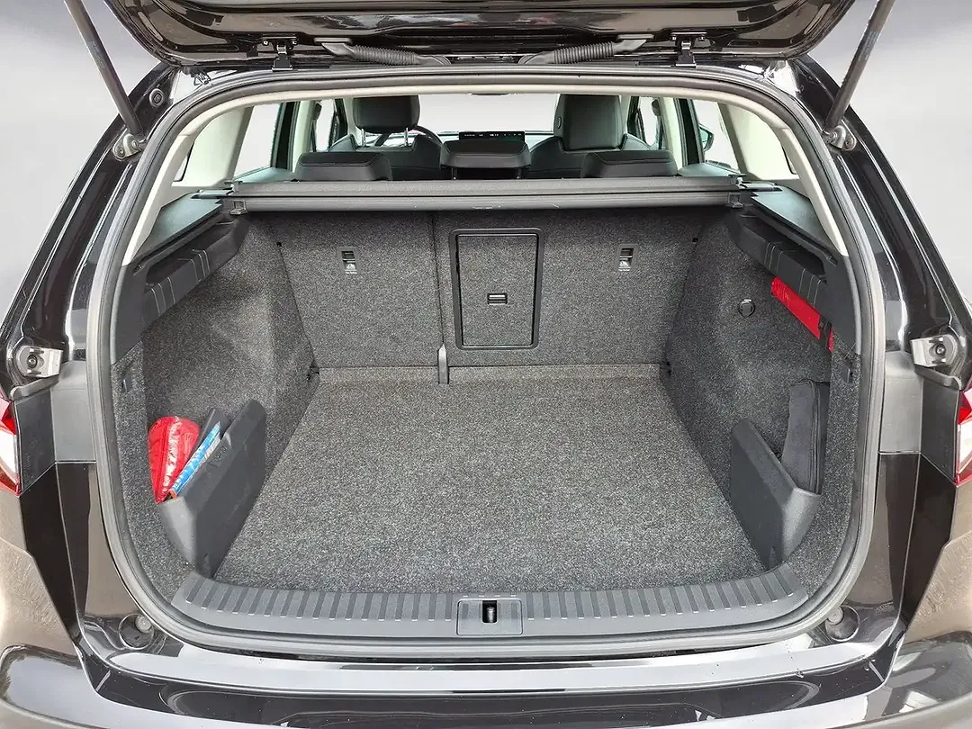 Skoda Enyaq 50 - foto 14