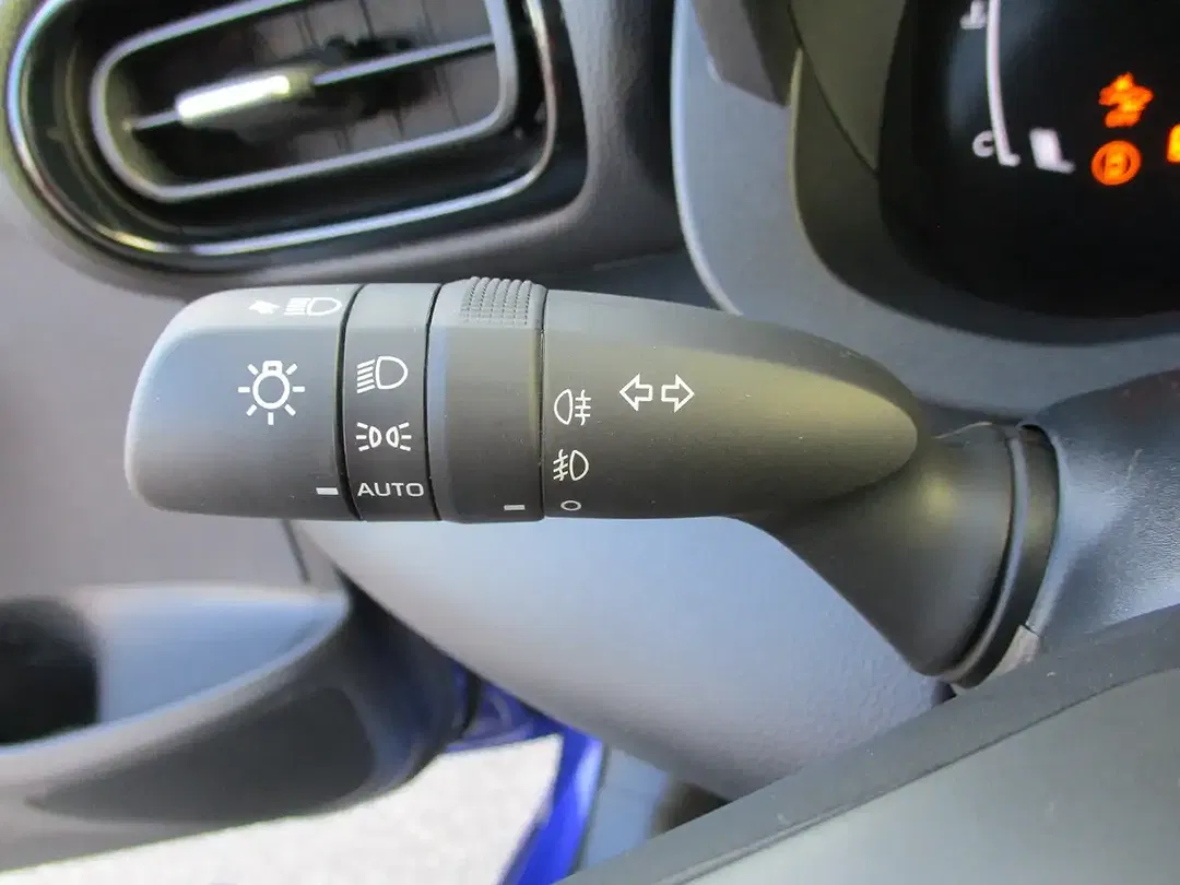 Toyota Yaris 1.5 VVT-i Hybrid Active Comfort - Thumbnail 13