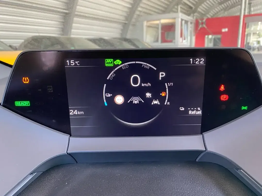 Toyota Prius PHEV Executive - Thumbnail 8