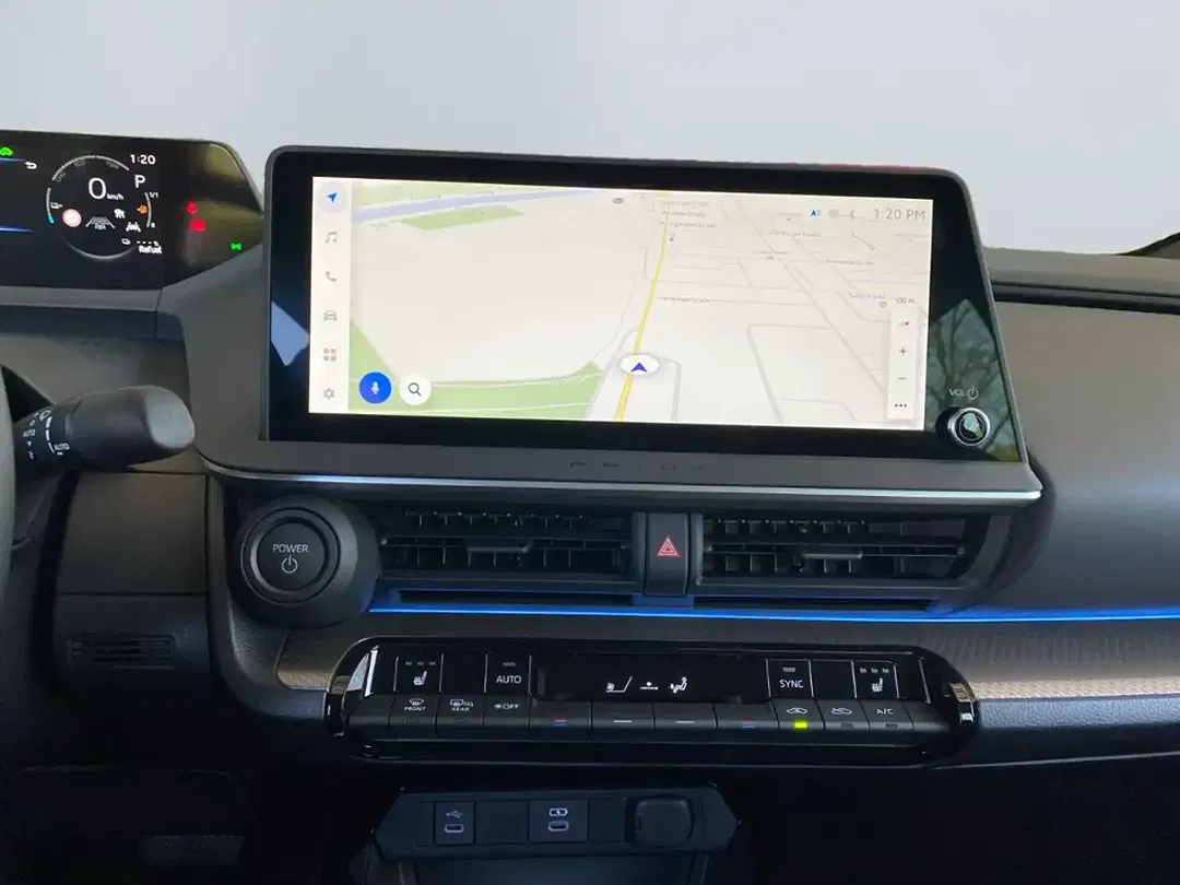Toyota Prius PHEV Executive - Thumbnail 9