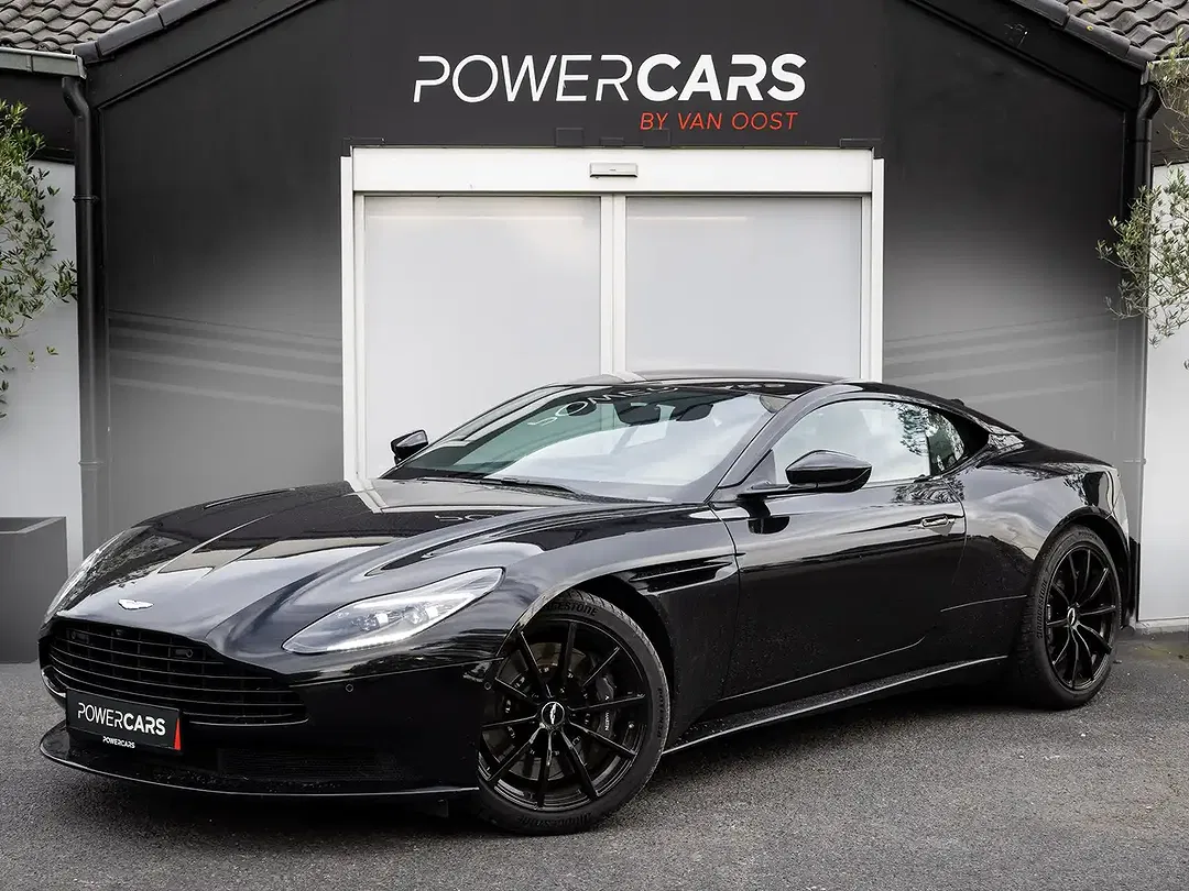 Aston Martin DB11 V8 Coupe - foto 1