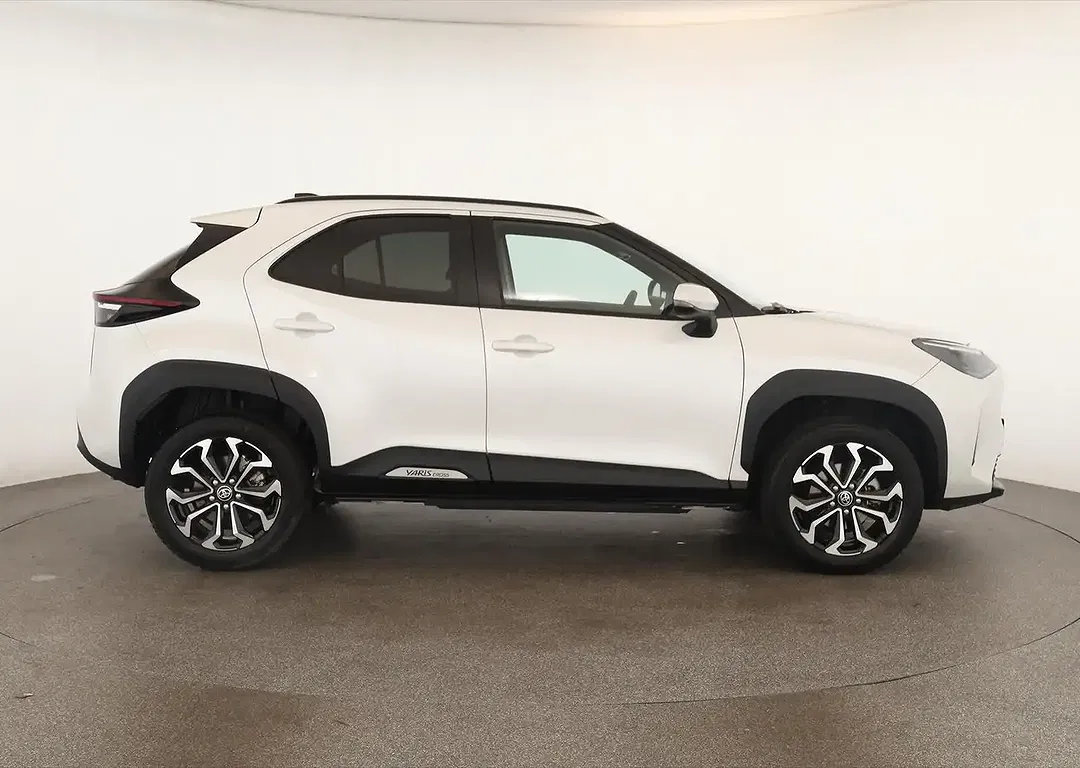Toyota Yaris Cross Hybrid Teamplayer - Thumbnail 4