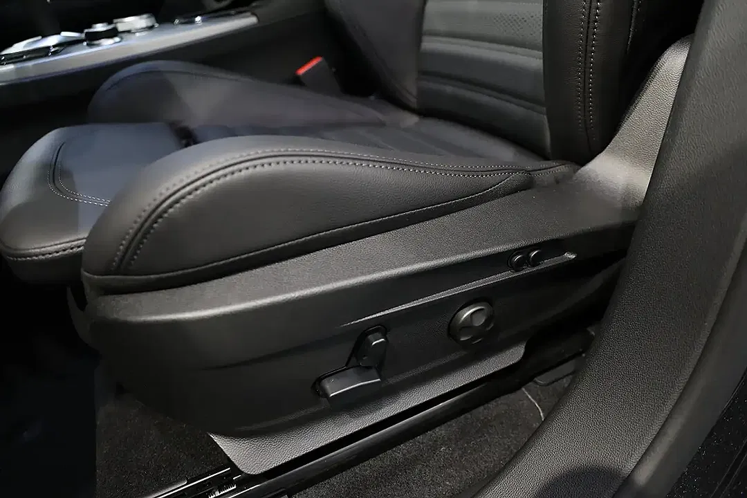 Alfa Romeo Stelvio 2.2 16V Q4 Veloce - Thumbnail 13