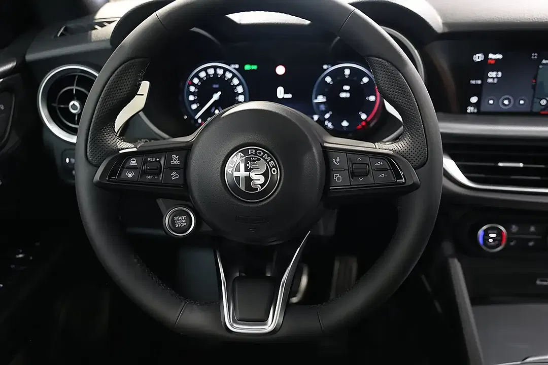Alfa Romeo Stelvio 2.2 16V Q4 Veloce - Thumbnail 23