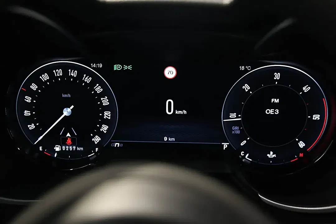 Alfa Romeo Stelvio 2.2 16V Q4 Veloce - Thumbnail 25