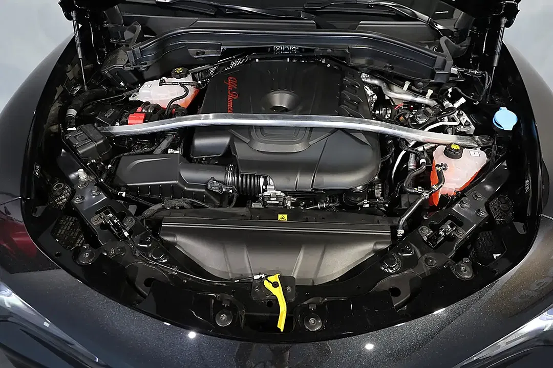 Alfa Romeo Stelvio 2.2 16V Q4 Veloce - Thumbnail 28