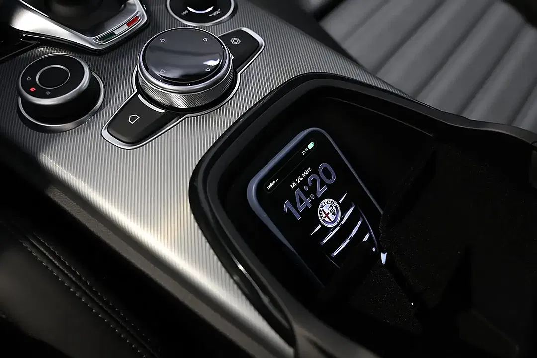Alfa Romeo Stelvio 2.2 16V Q4 Veloce - Thumbnail 31