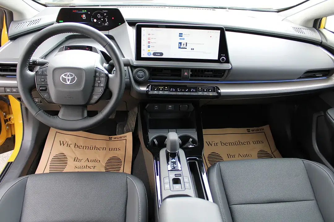 Toyota Prius PHEV - foto 15