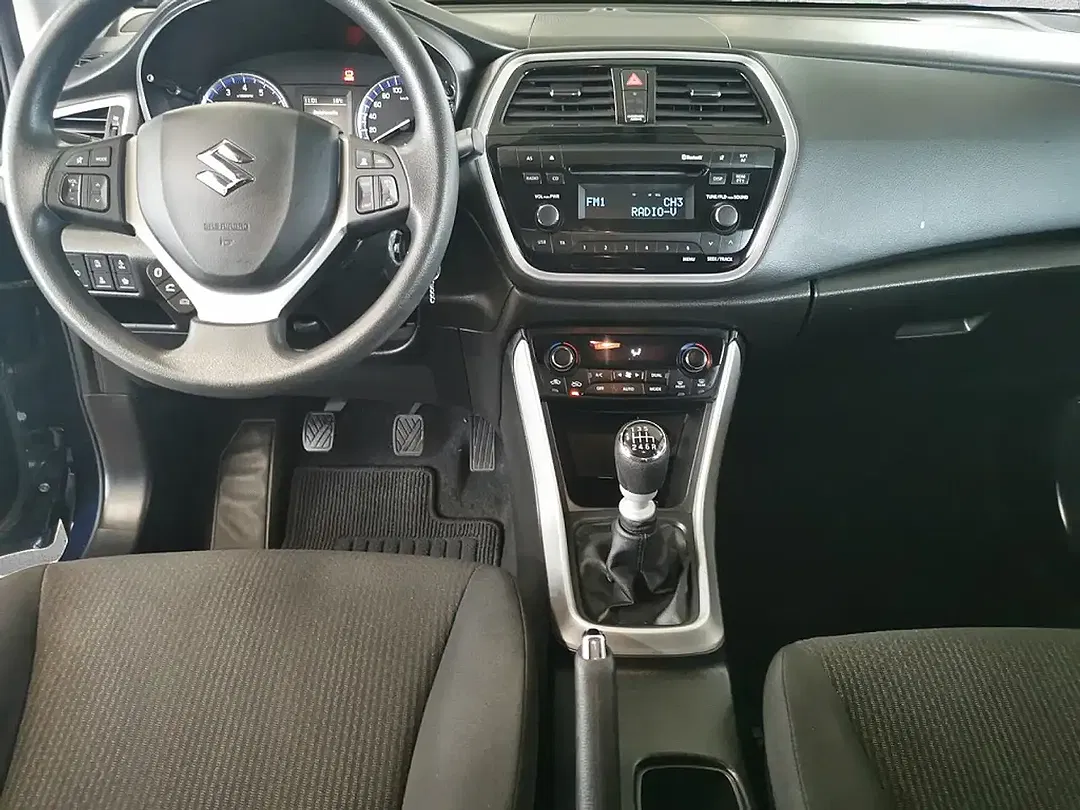 Suzuki S-Cross - Thumbnail 8