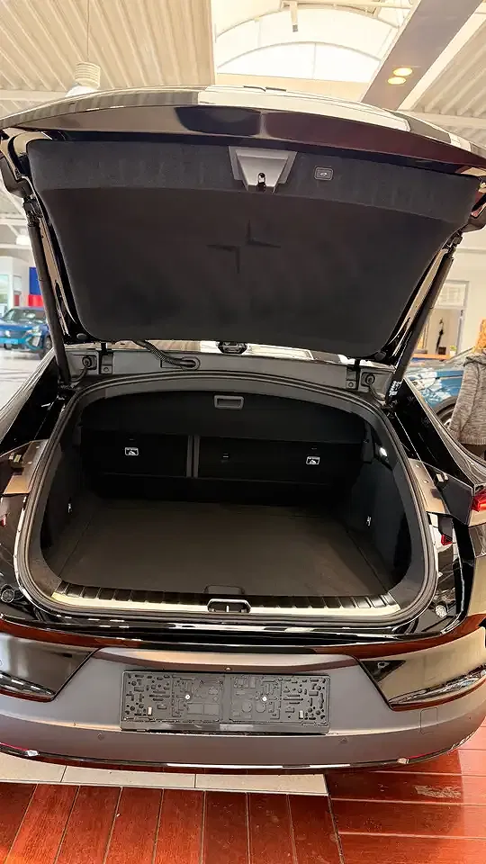Polestar 4 100 kWh Long Range Single Motor - Thumbnail 9