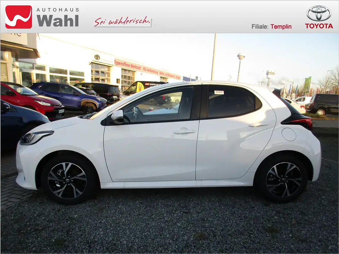 Toyota Yaris 1.5 Hybrid Teamplayer - foto 2