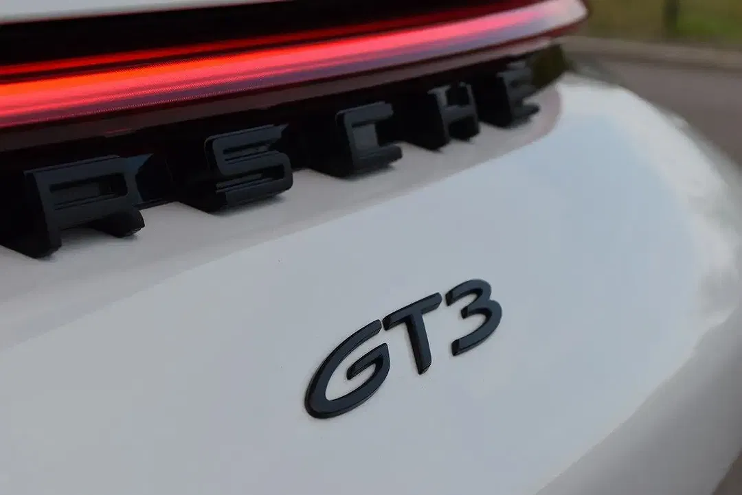 Porsche 992 GT3 Sport Chrono - Thumbnail 14