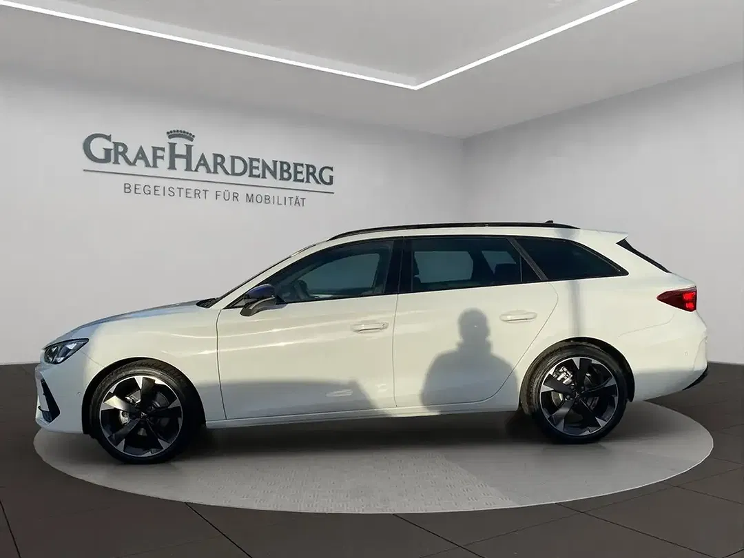 CUPRA Leon 1.5 eTSI Sportstourer - Thumbnail 2