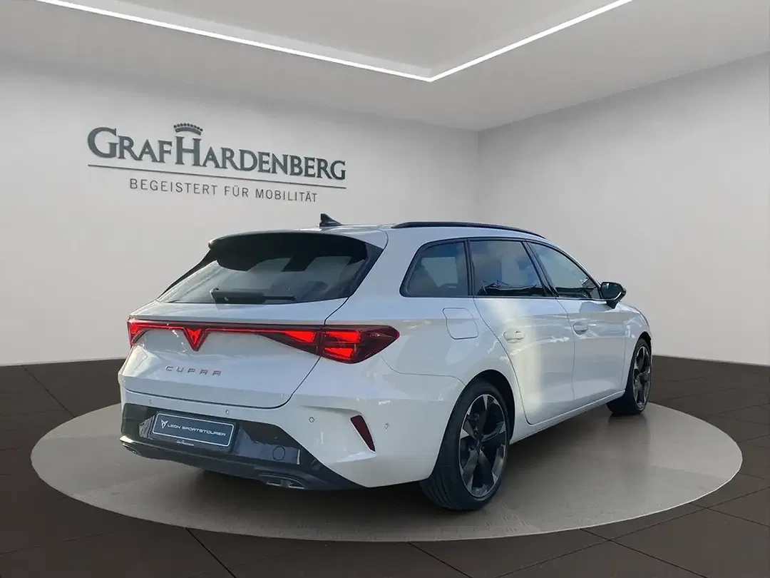 CUPRA Leon 1.5 eTSI Sportstourer - Thumbnail 6