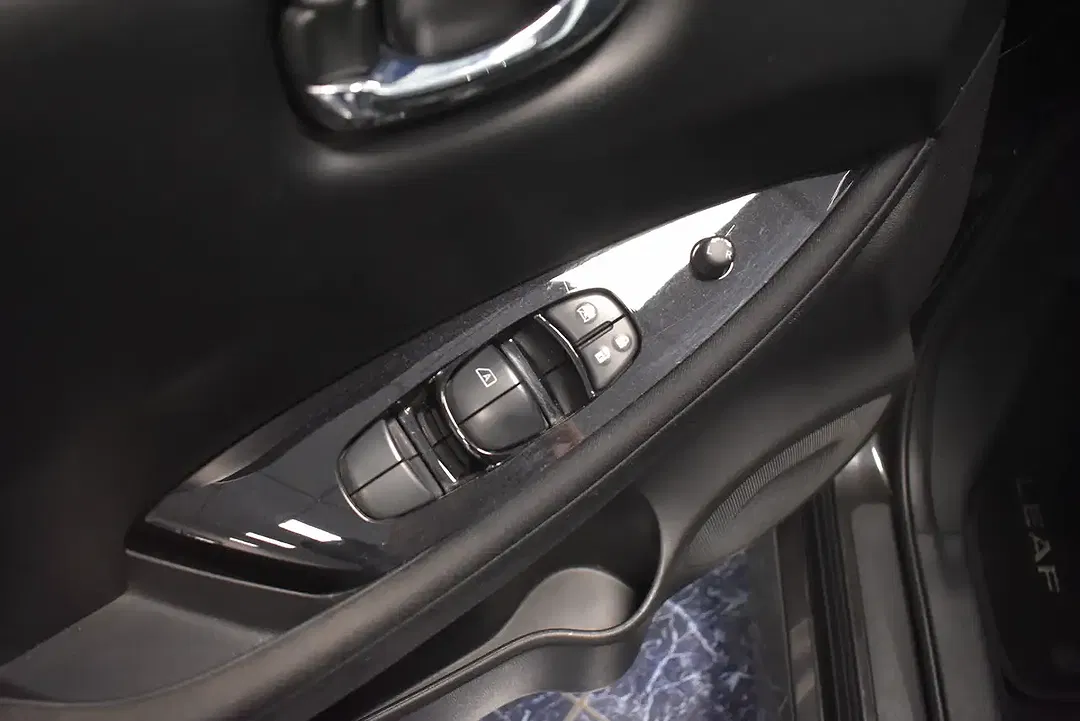 Nissan Leaf Acenta - Thumbnail 13