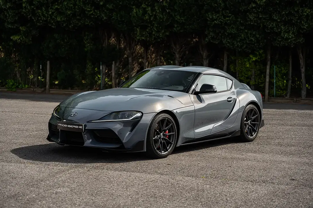 Toyota Supra - foto 1