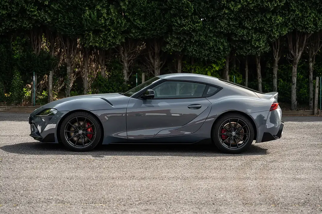 Toyota Supra - Thumbnail 4