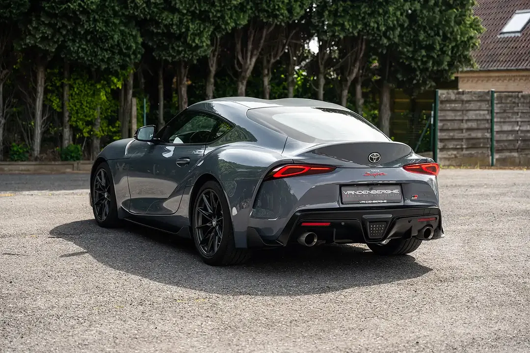 Toyota Supra - Thumbnail 5