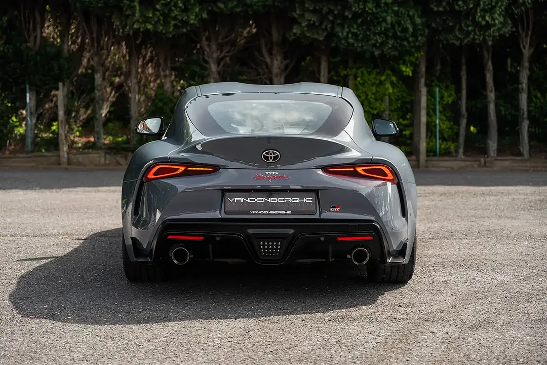 Toyota Supra - Thumbnail 6