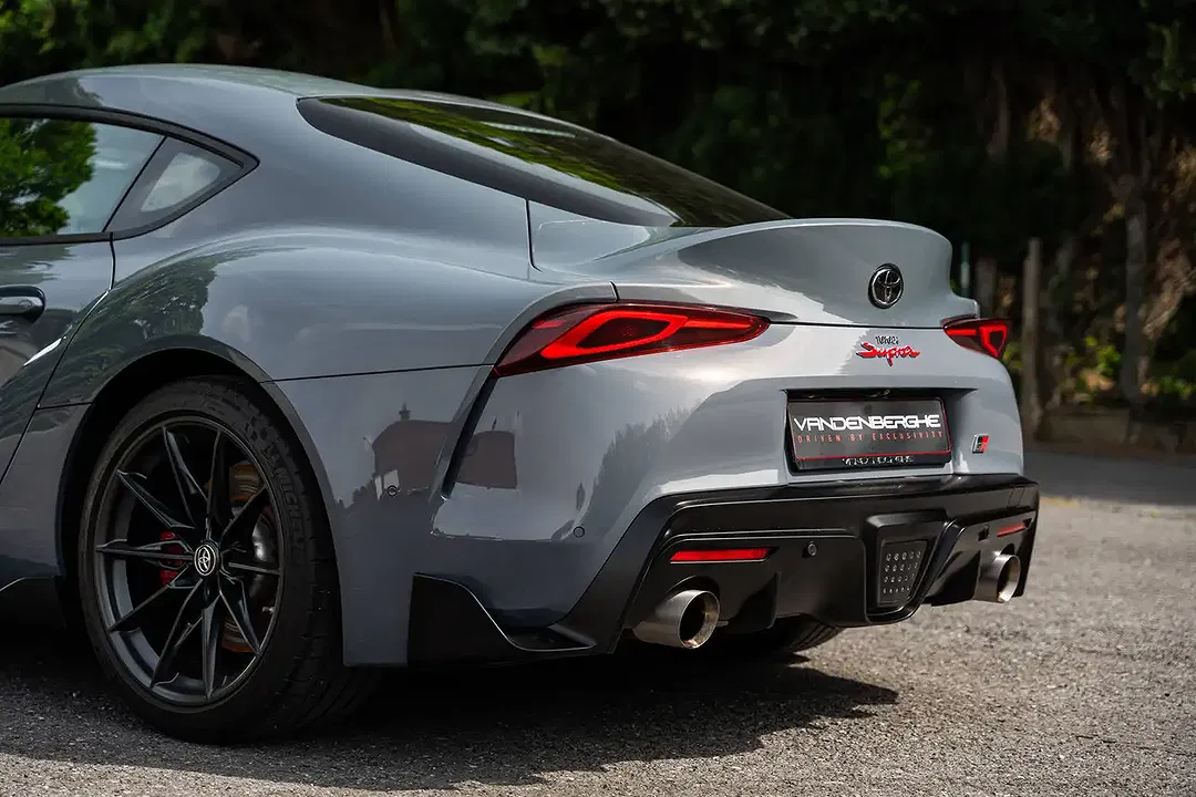 Toyota Supra - Thumbnail 9