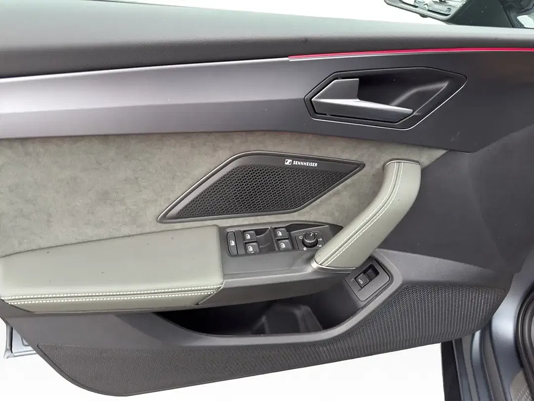 CUPRA Leon 2.0 TSI DSG 4Drive VZ Sportstourer Tribe Edition - Thumbnail 10