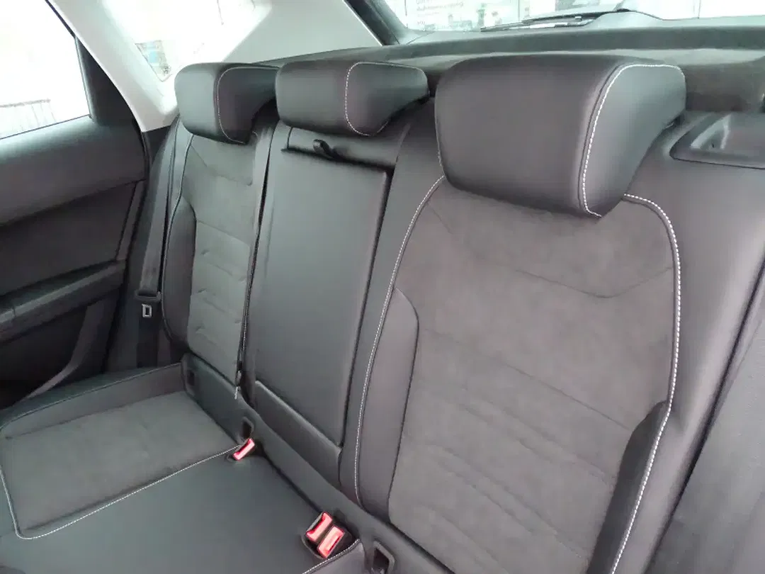 SEAT Ateca 1.5 TSI DSG Road Edition - Thumbnail 7