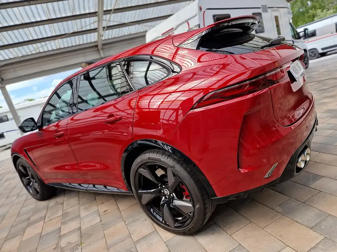 Jaguar F-Pace 5.0 4x4 SVR - Thumbnail 10