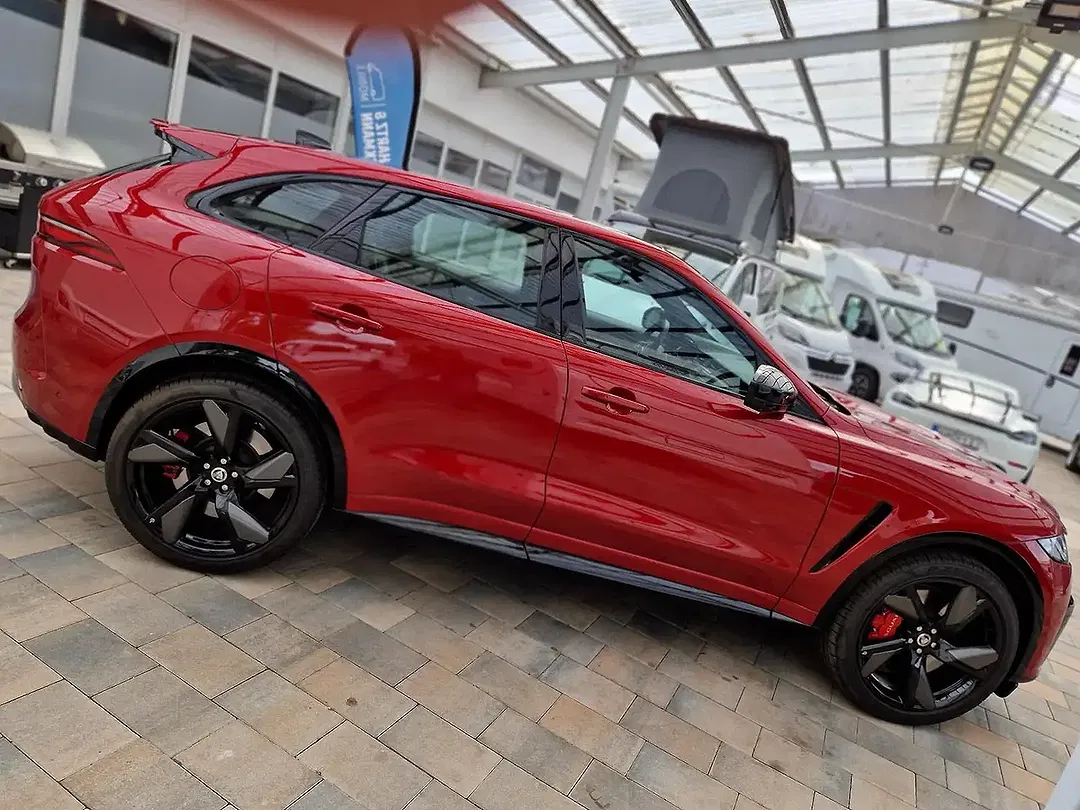Jaguar F-Pace 5.0 4x4 SVR - Thumbnail 7