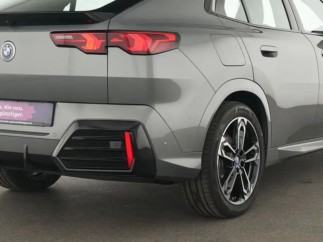 BMW iX2 M Sport - foto 8