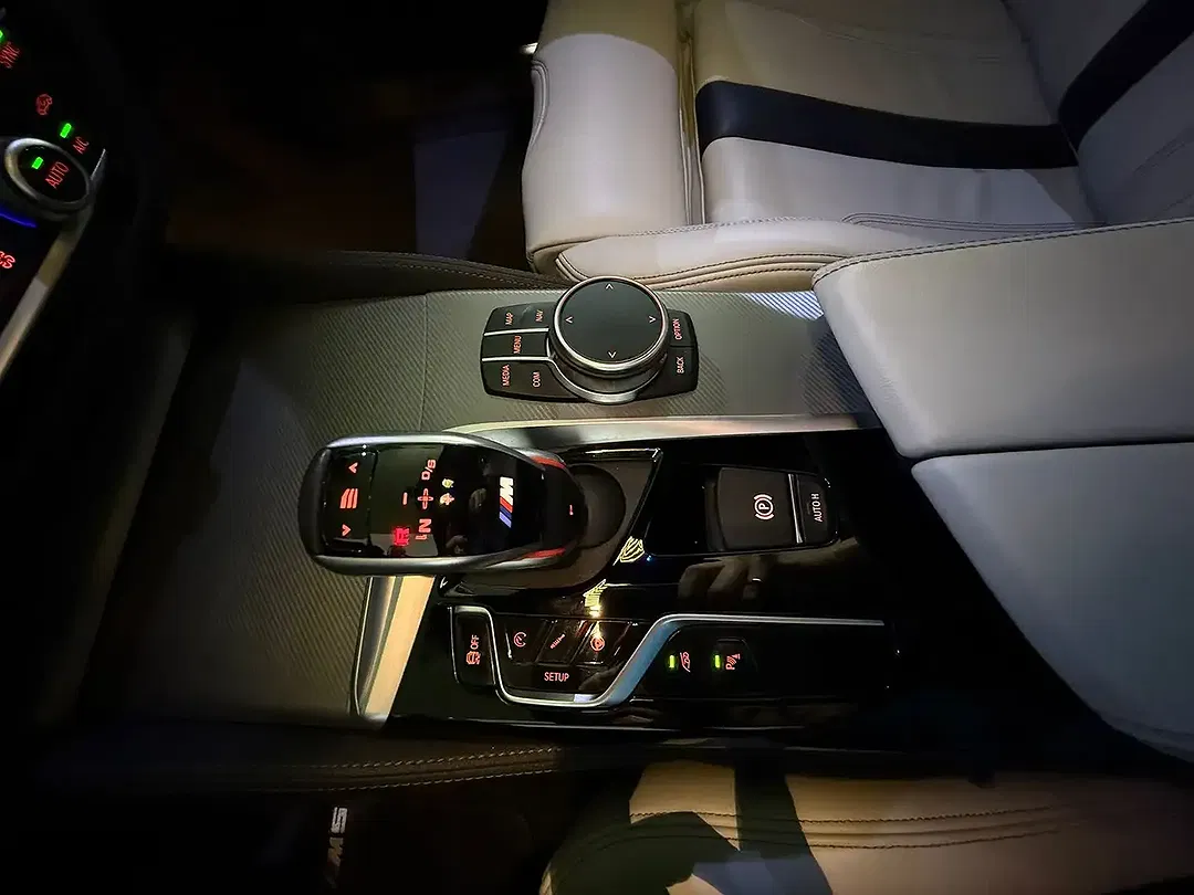 BMW M5 Competition - Thumbnail 7
