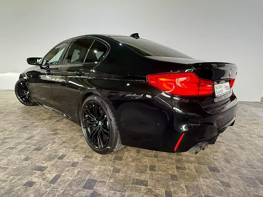 BMW M5 Competition - Thumbnail 4