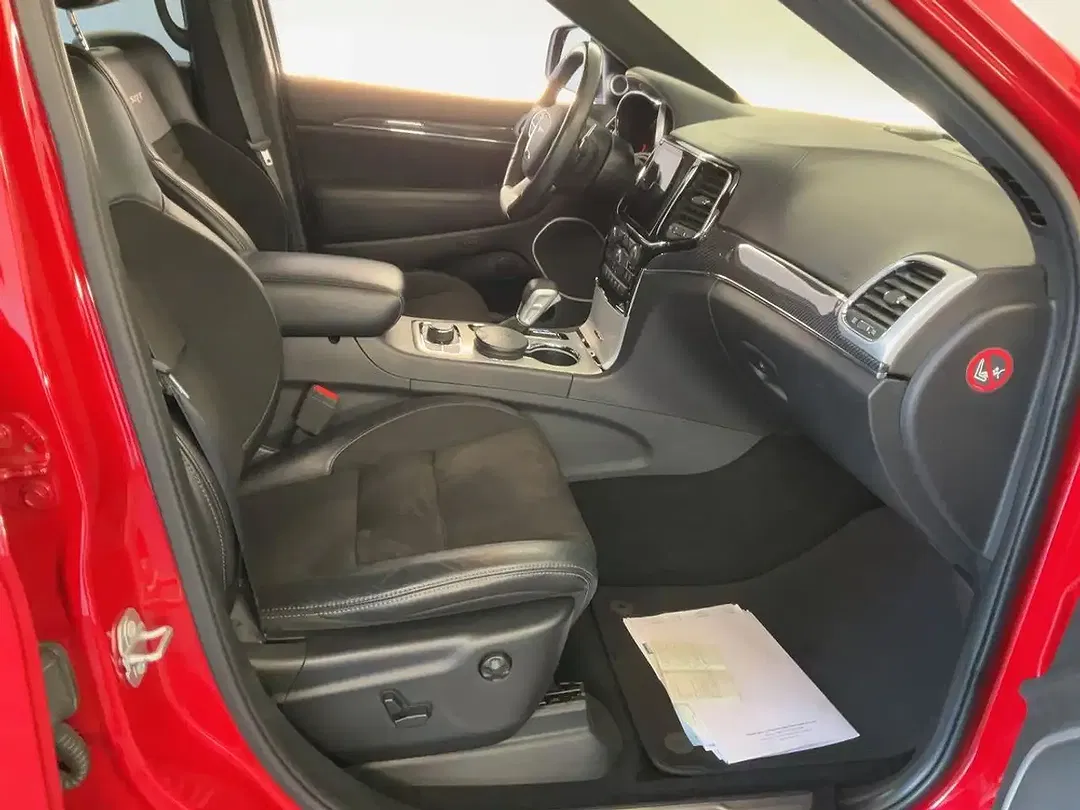 Jeep Grand Cherokee 6.4 V8 HEMI SRT - Thumbnail 6