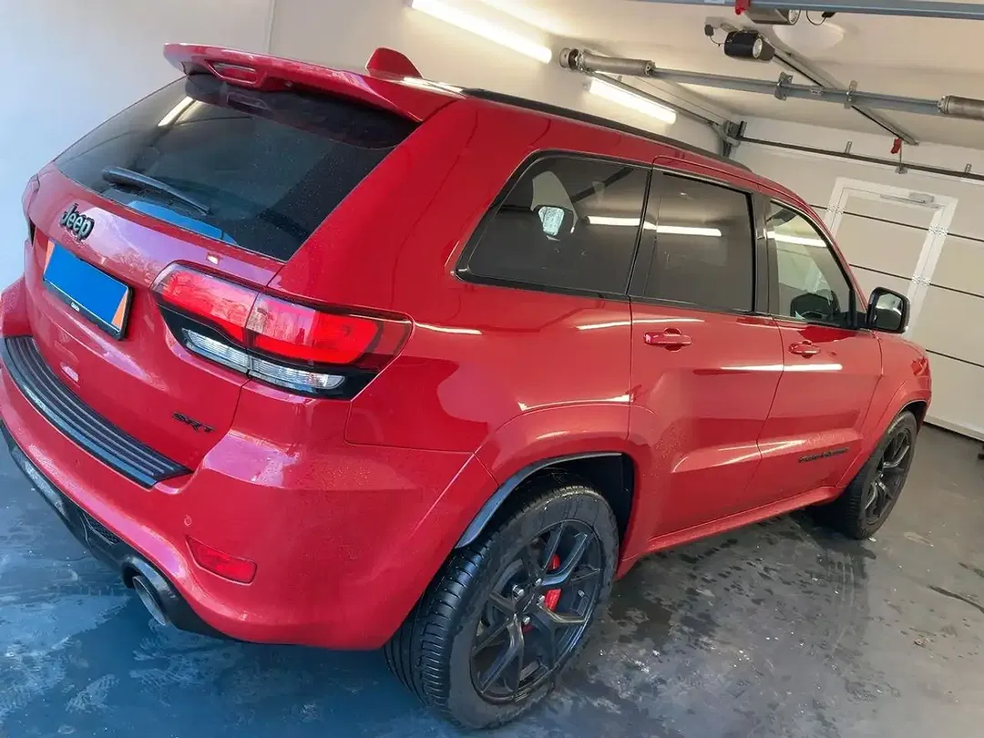 Jeep Grand Cherokee 6.4 V8 HEMI SRT - Thumbnail 3