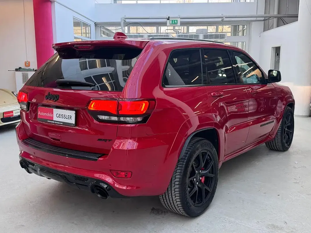 Jeep Grand Cherokee 6.4 V8 HEMI SRT - Thumbnail 6