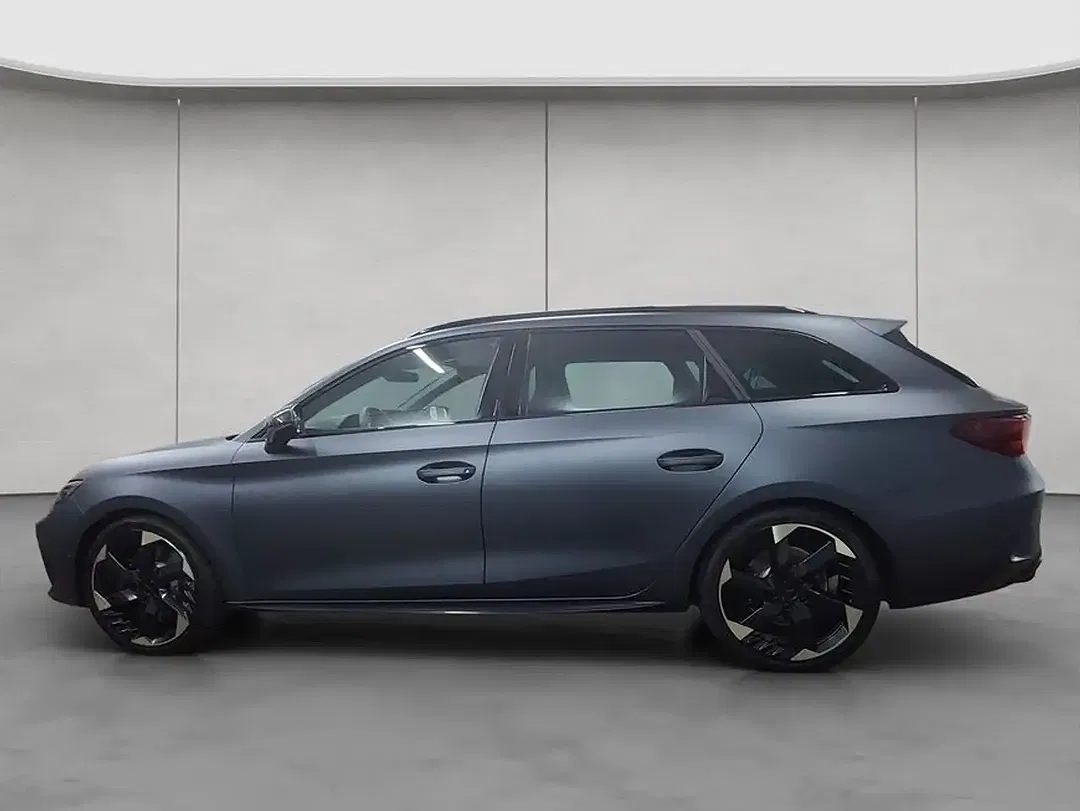 CUPRA Leon 2.0 TSI DSG 4Drive VZ Matrix LED Sportstourer - Thumbnail 2